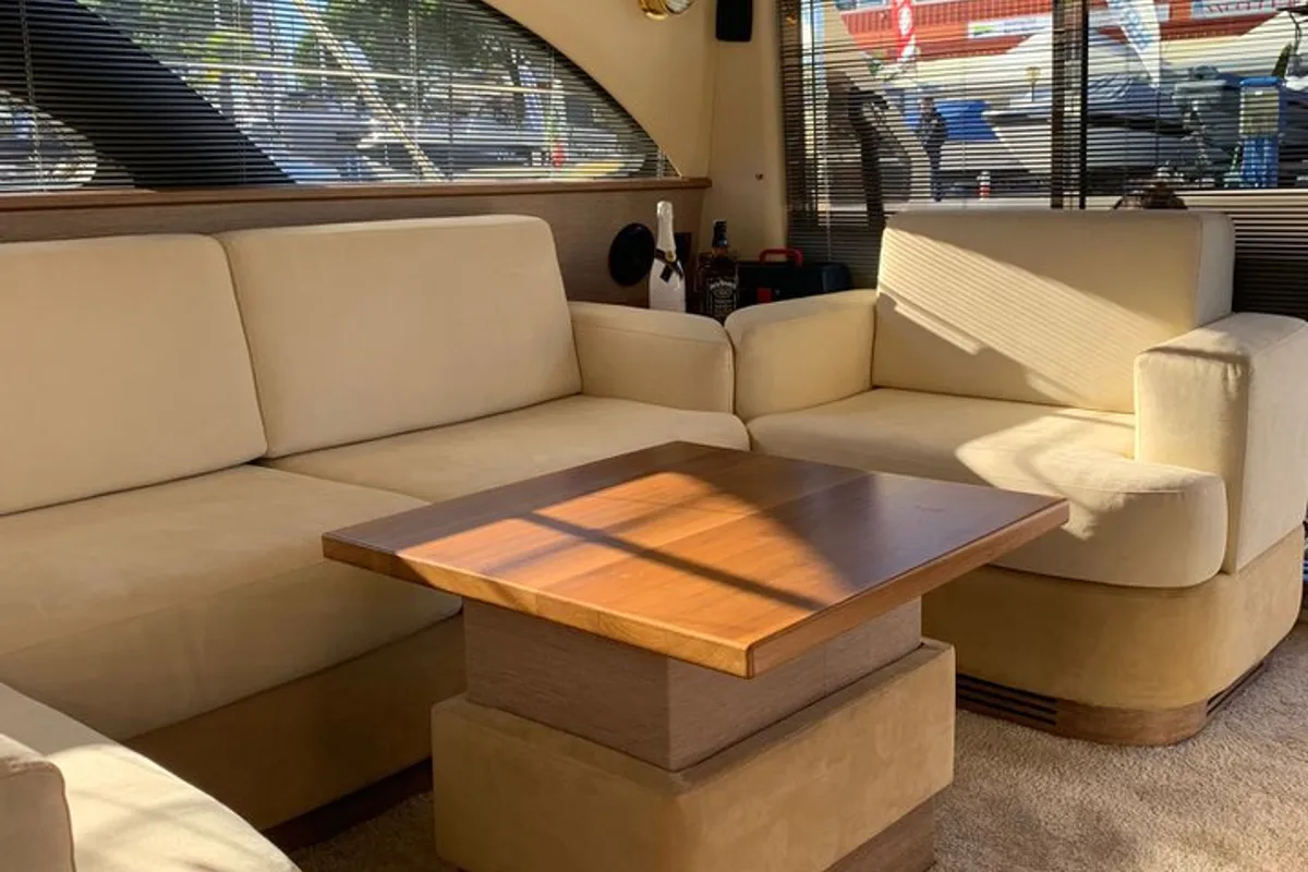 Salon of Lena, a Azimut 50 Flybridge motor yacht at Lignano Sabbiadoro / Lignan, Italy