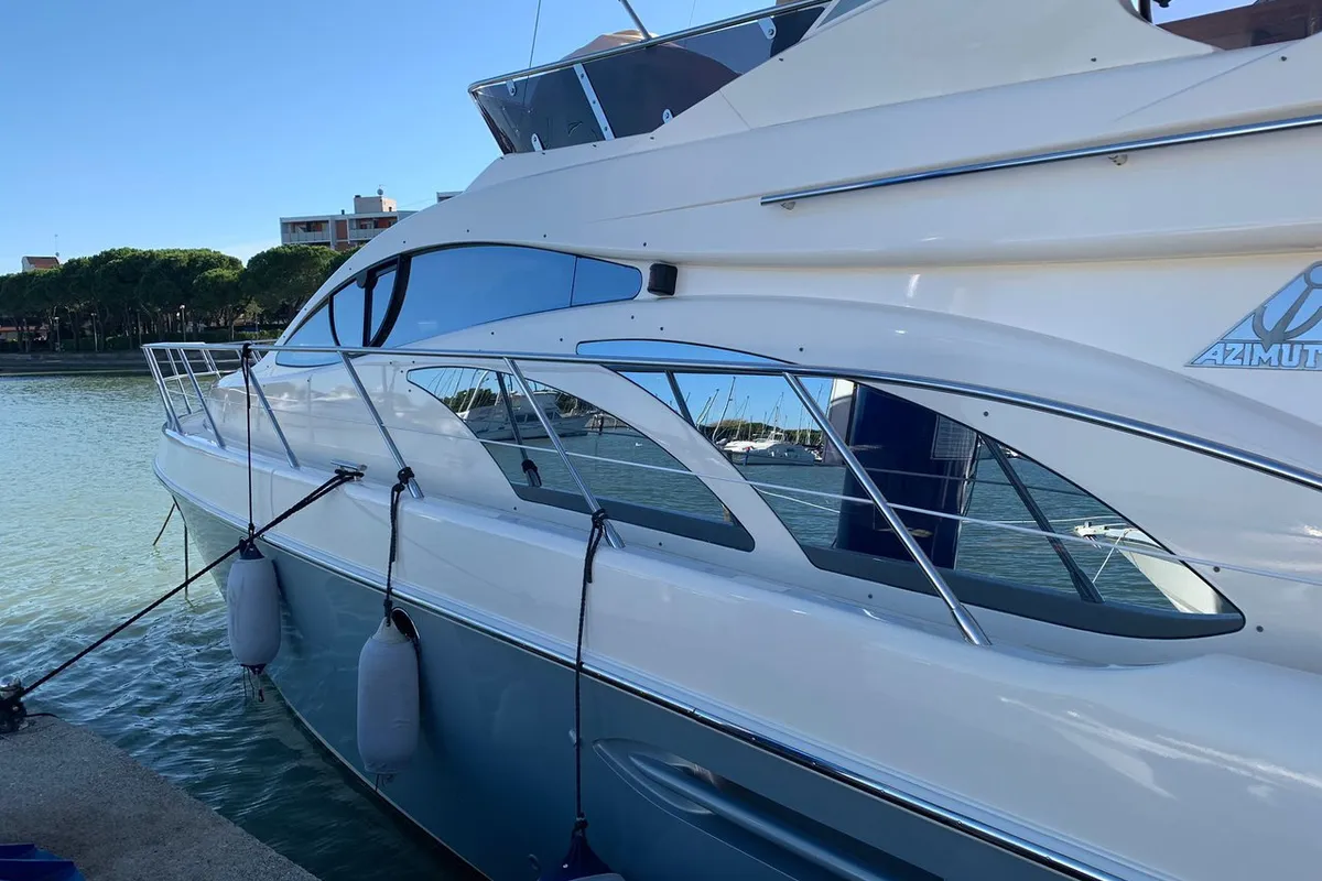 Exterior view of Lena, a Azimut 50 Flybridge motor yacht at Lignano Sabbiadoro / Lignan, Italy