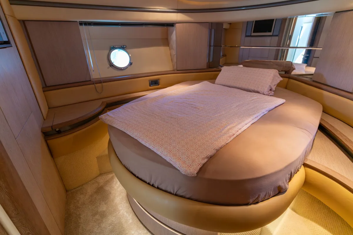 Cabin on Lena, a Azimut 50 Flybridge motor yacht at Lignano Sabbiadoro / Lignan, Italy