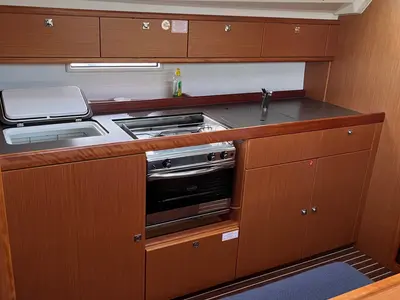 Galley of VILMA, a Bavaria Cruiser 41 sailboat at Općina Sukošan, Croatia