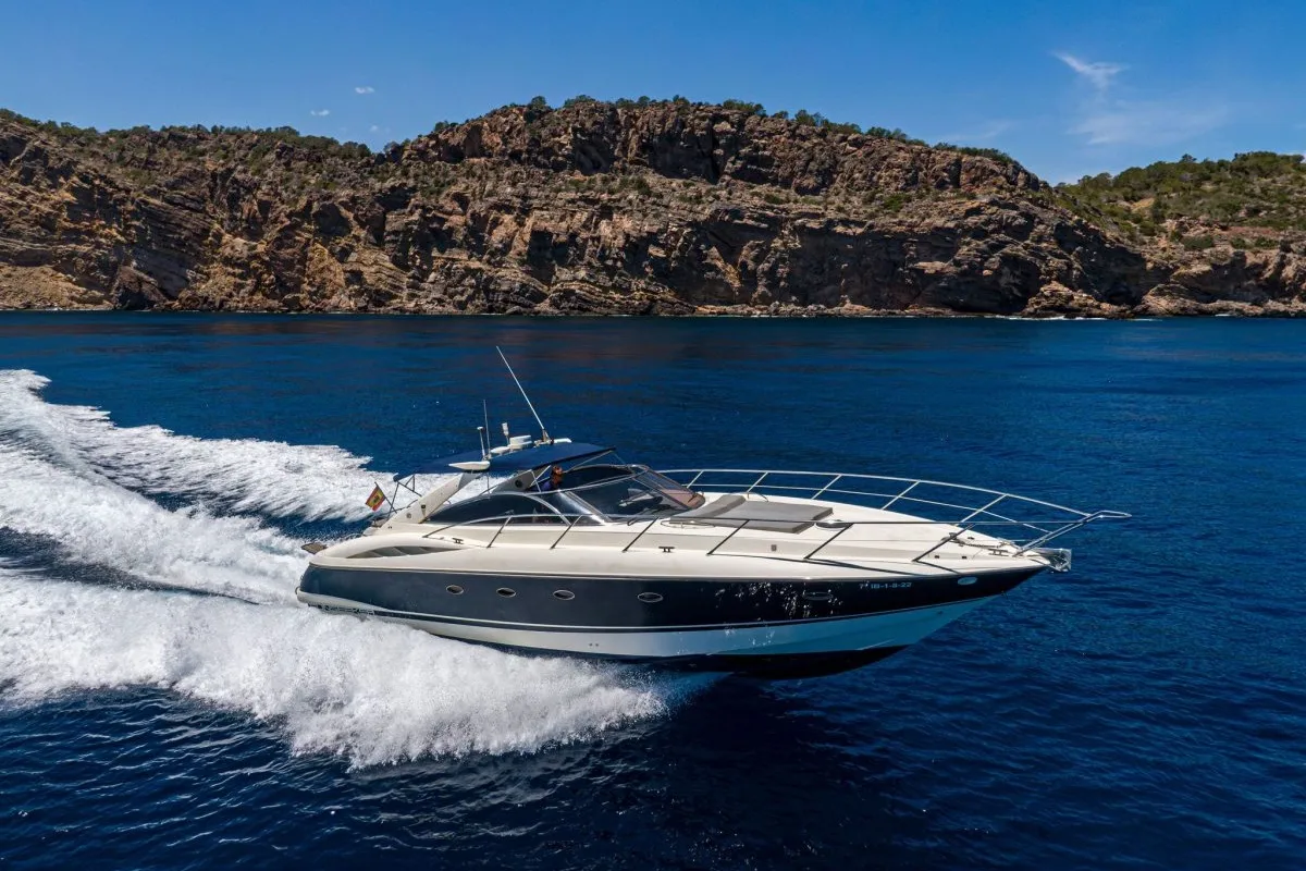 Navarone, a Sunseeker Camargue 47 motorboat at Mykonos, Greece