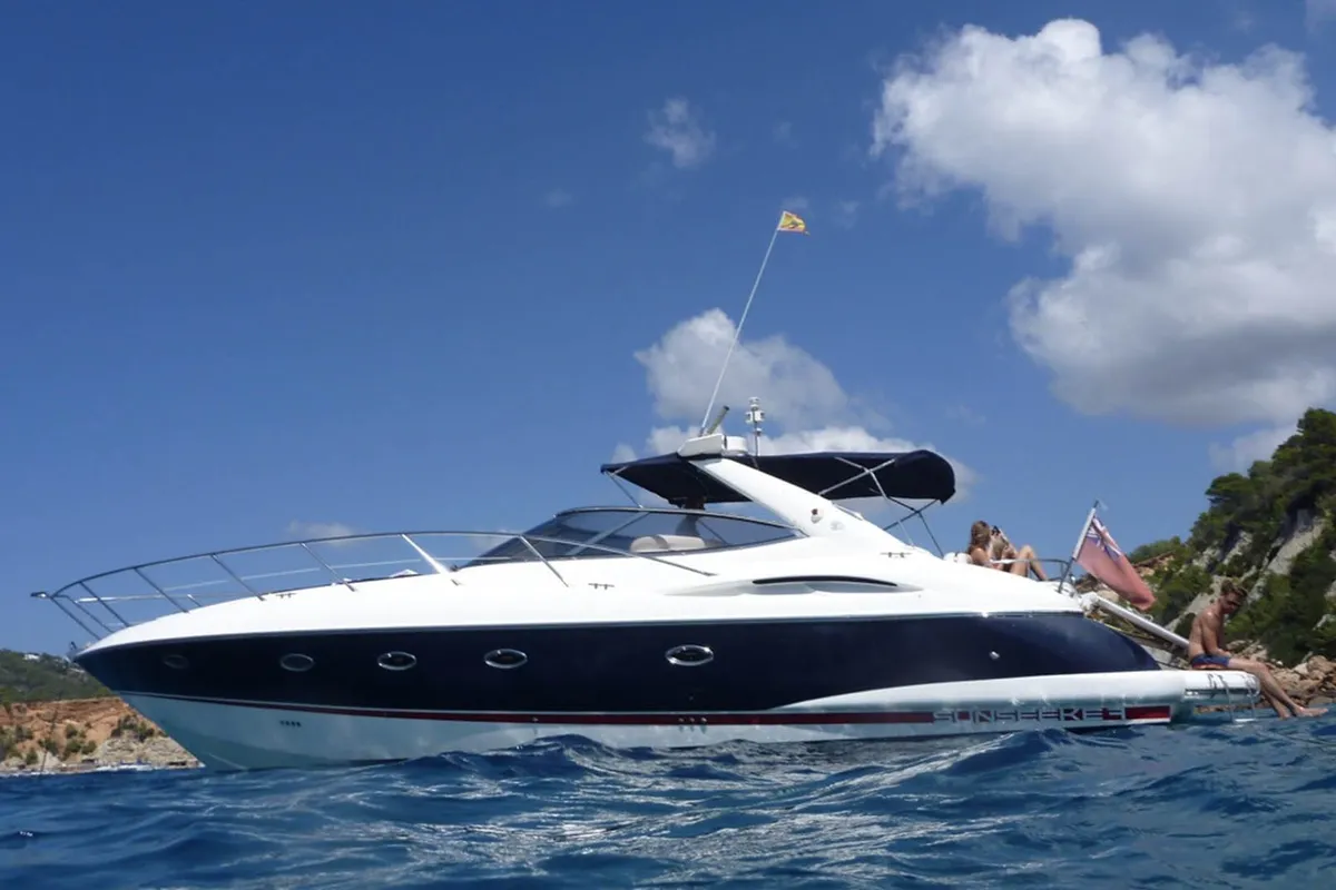 Navarone, a Sunseeker Camargue 47 motorboat at Mykonos, Greece