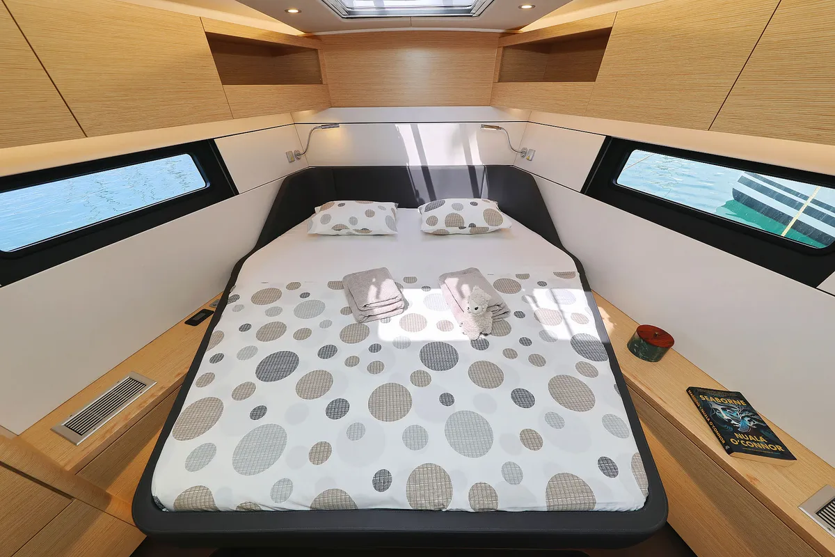 Cabin on Prima Vera, a Hanse 460 sailboat at Općina Sukošan, Croatia