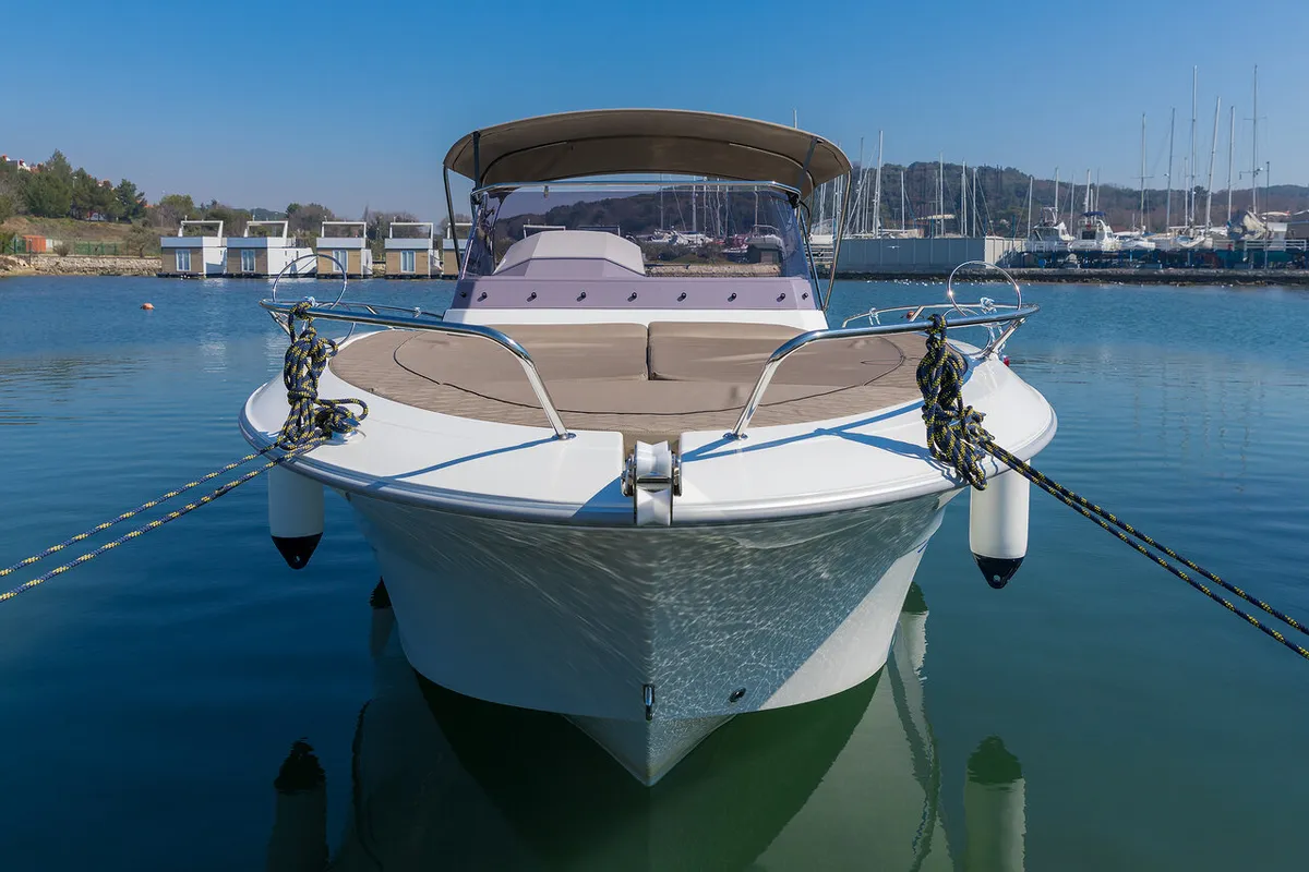 No Name, a Pacific Craft 750 Sun Cruiser motorboat at Grad Pula, Croatia