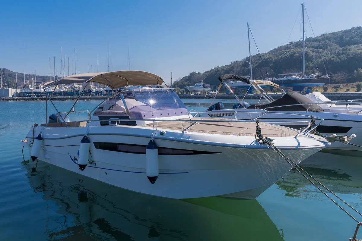 No Name, a Pacific Craft 750 Sun Cruiser motorboat at Grad Pula, Croatia