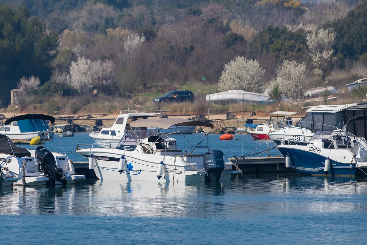 No Name, a Pacific Craft 750 Sun Cruiser motorboat at Grad Pula, Croatia
