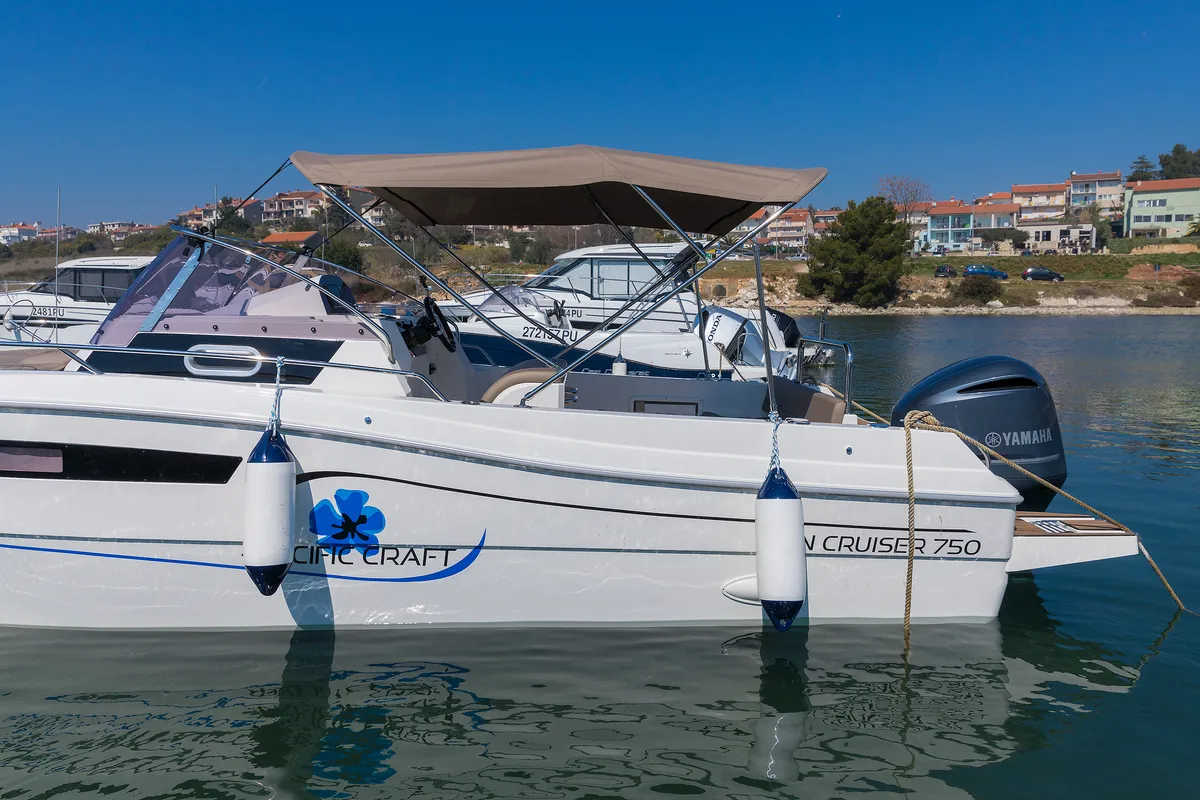 No Name, a Pacific Craft 750 Sun Cruiser motorboat at Grad Pula, Croatia