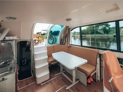 Salon of Allegro 1, a Nicols Confort 900 DP motorboat at Sablé-sur-Sarthe, France