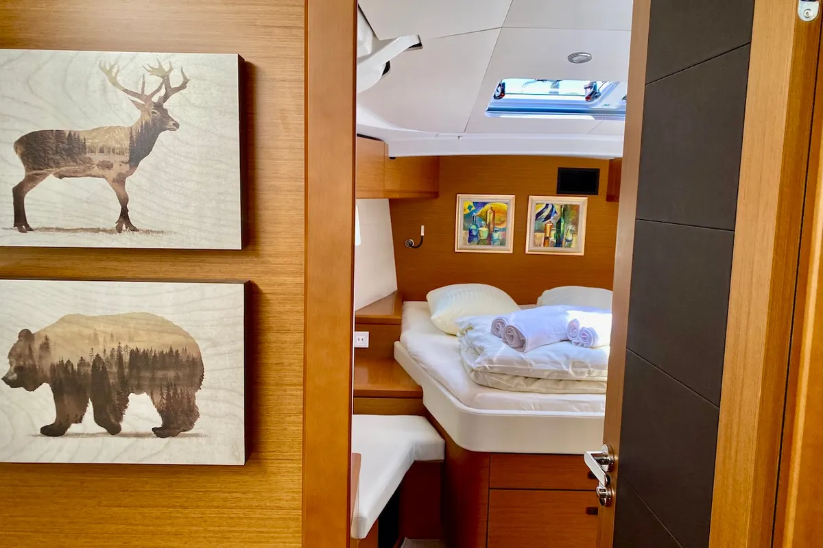 Cabin on KATRINA, a Jeanneau 51 sailboat at Šibenik, Croatia