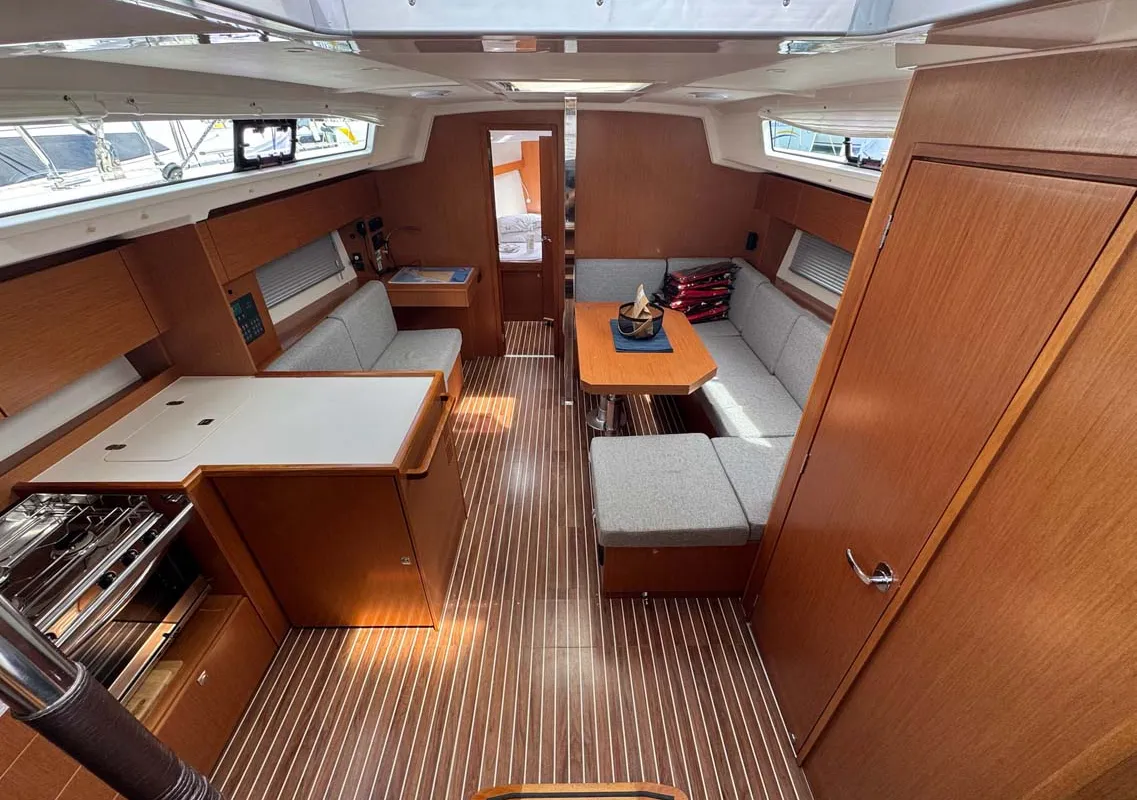 Salon of A.HO.I. two, a Bavaria C42 sailboat at Grad Trogir, Croatia