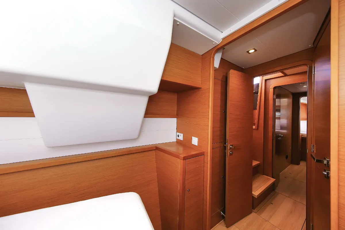 Fenadi, a Lagoon 450 F catamaran at Grad Trogir, Croatia