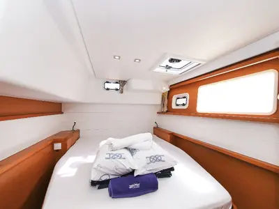 Cabin on Fenadi, a Lagoon 450 F catamaran at Grad Trogir, Croatia