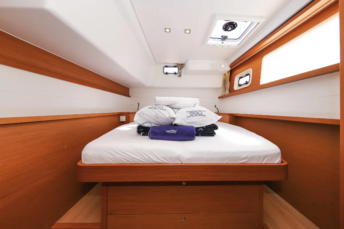 Cabin on Fenadi, a Lagoon 450 F catamaran at Grad Trogir, Croatia