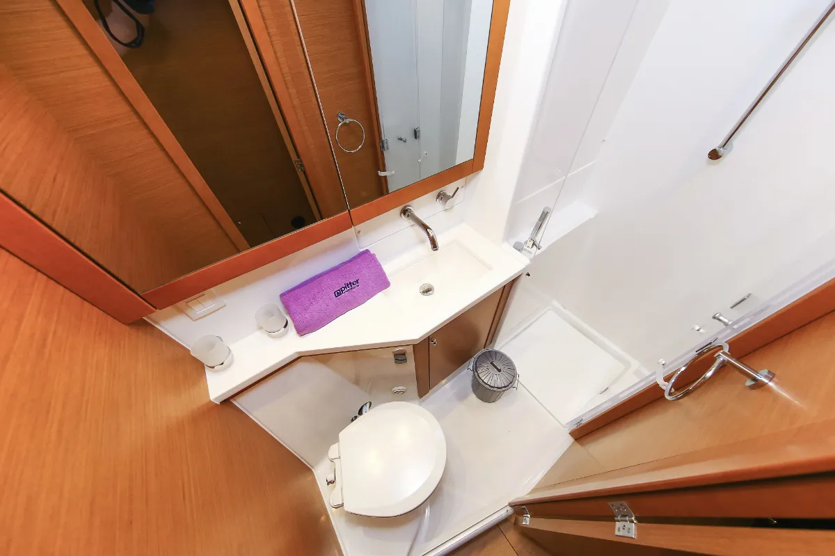 Head on Fenadi, a Lagoon 450 F catamaran at Grad Trogir, Croatia