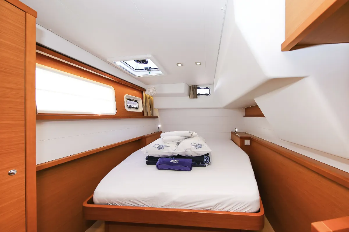 Cabin on Fenadi, a Lagoon 450 F catamaran at Grad Trogir, Croatia