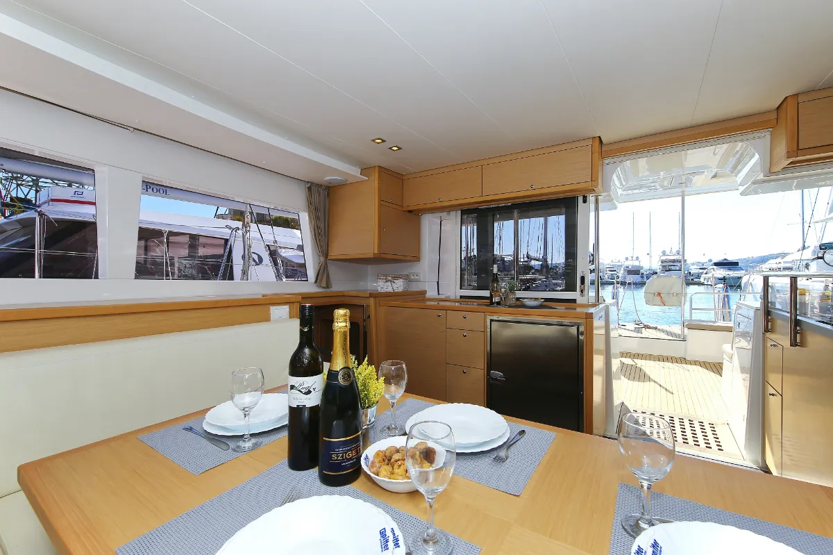 Salon of Fenadi, a Lagoon 450 F catamaran at Grad Trogir, Croatia