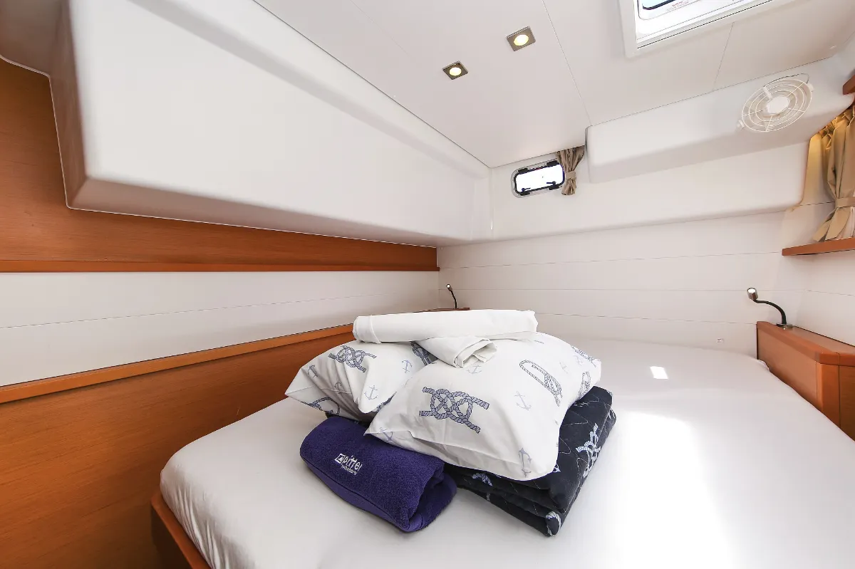 Cabin on Fenadi, a Lagoon 450 F catamaran at Grad Trogir, Croatia