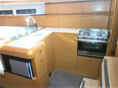 Galley of Johanna, a Jeanneau Sun Odyssey 439 sailboat at Toulon, France