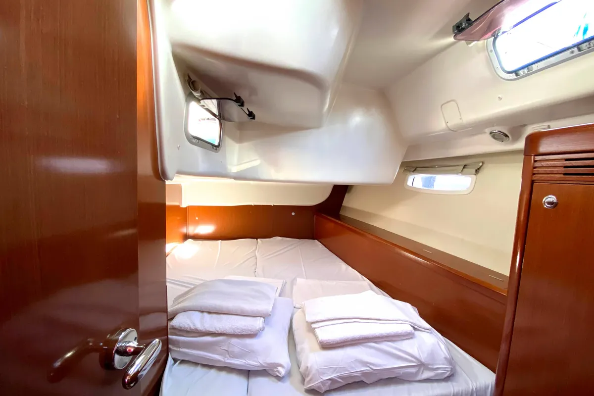 Serenity, a Beneteau Oceanis 43 sailboat at Athens, Greece