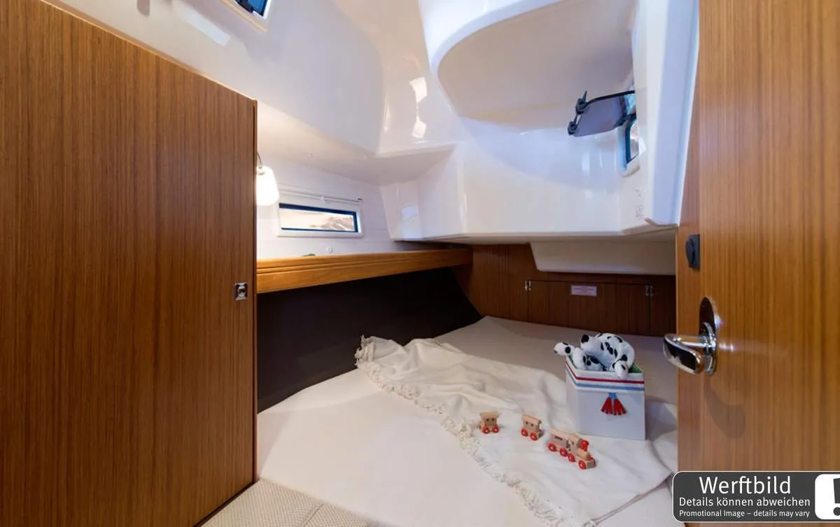 Cabin on Bärbel, a Bavaria Cruiser 37 sailboat at Heiligenhafen, Germany