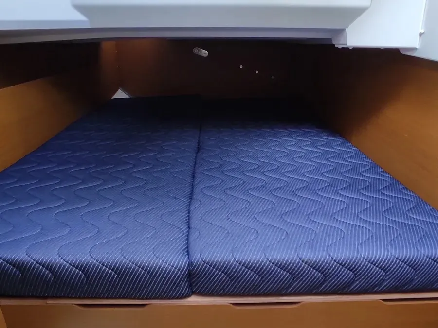 Cabin on Granmasti, a Jeanneau Sun Loft 47 sailboat at Agropoli, Italy