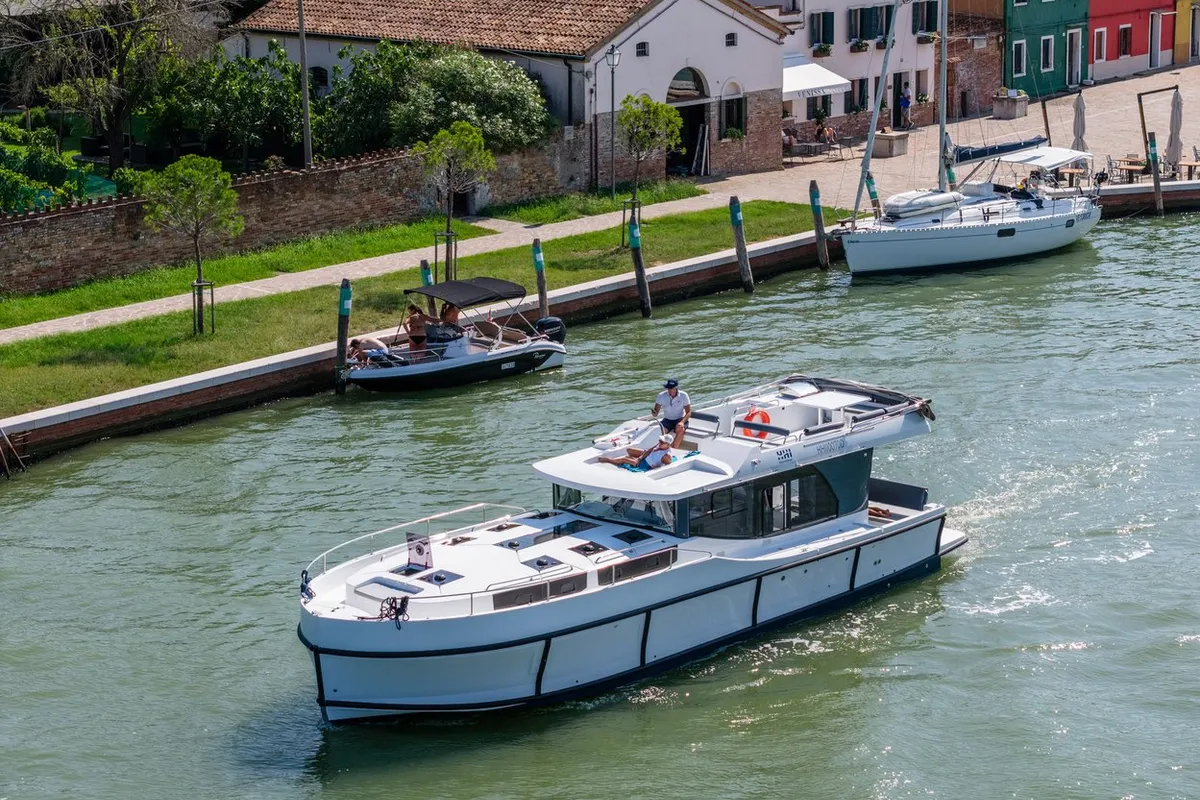 70, a Delphia Yachts Poseidon 45 motor yacht at Casier, Italy