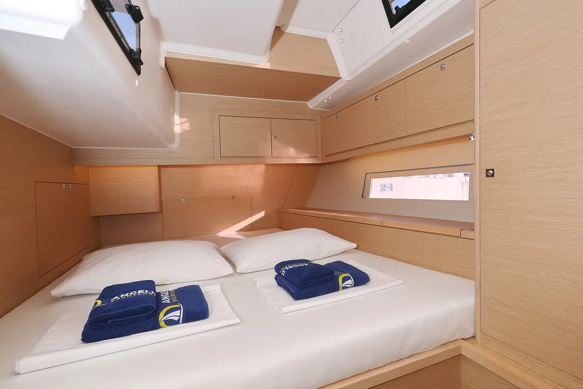 Cabin on Flipper, a Dufour 470 sailboat at Općina Sukošan, Croatia
