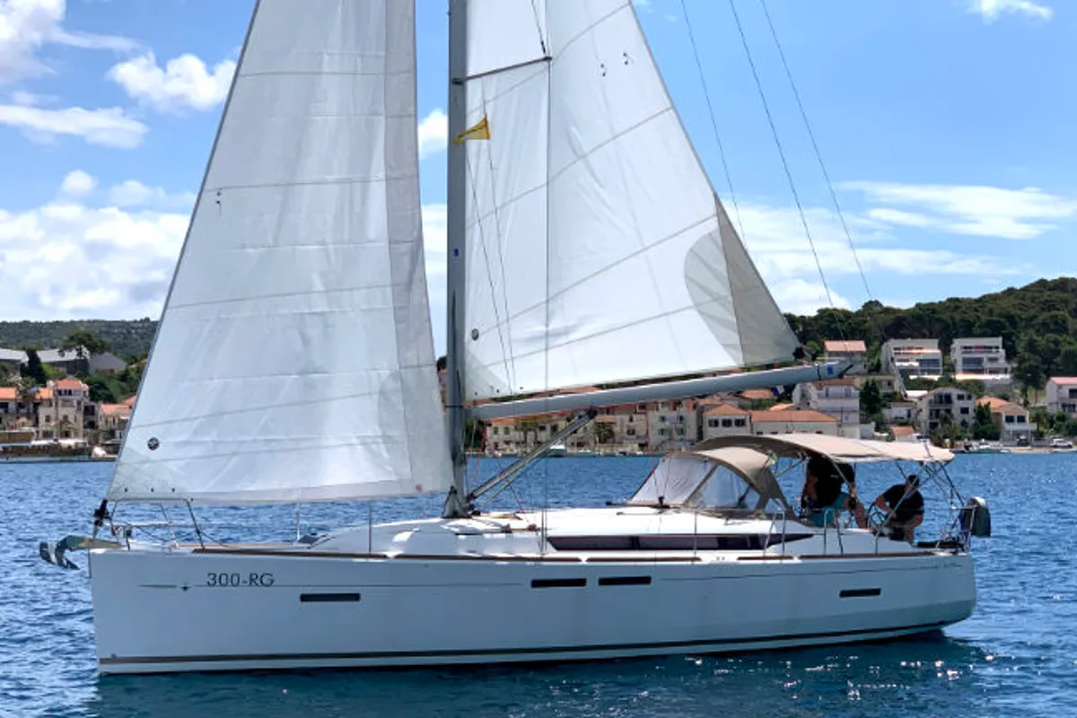 Salon of Espresso, a Jeanneau Sun Odyssey 419 sailboat at Općina Rogoznica, Croatia