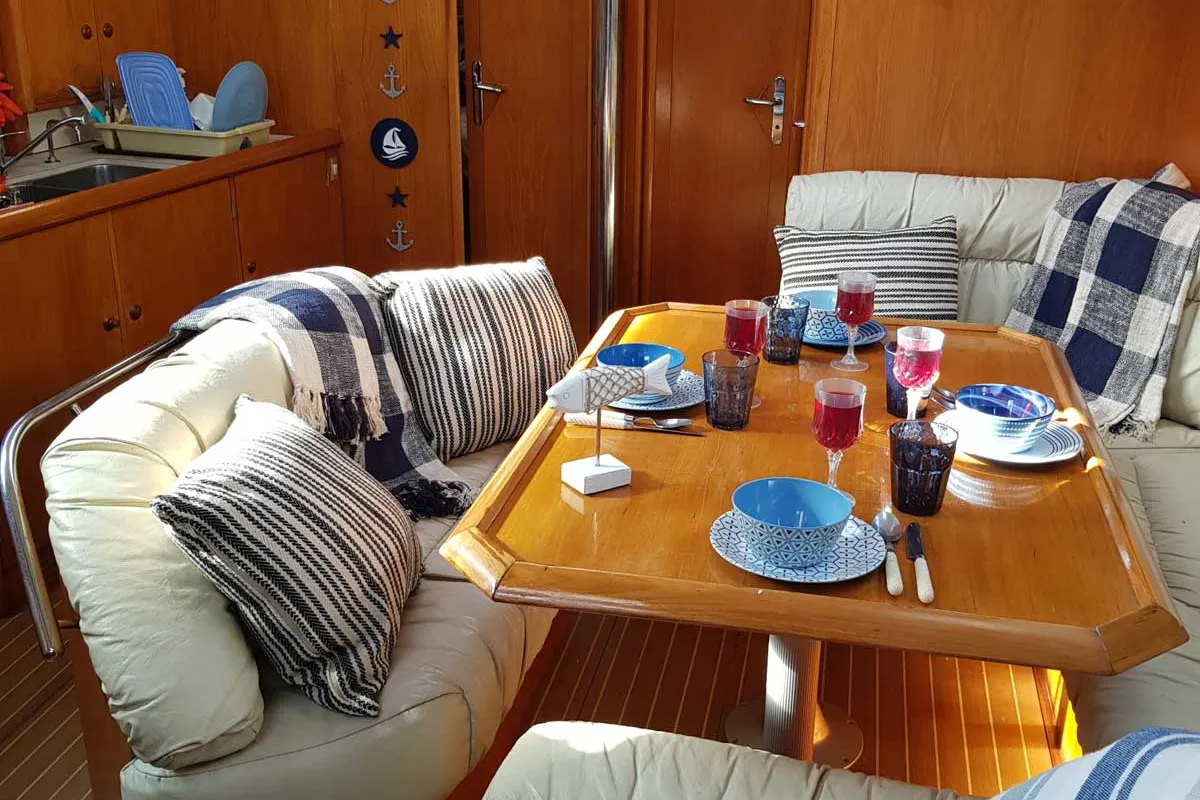 Salon of Rapsodia, a Jeanneau Sun Odyssey 45.2 sailboat at Kontokali, Greece