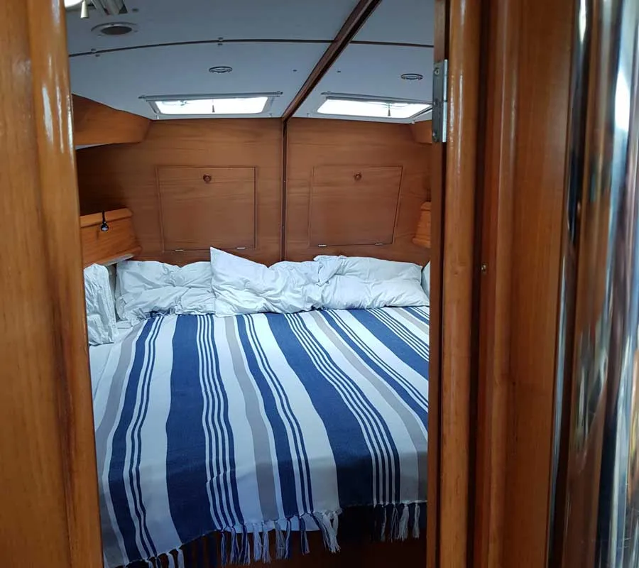 Cabin on Rapsodia, a Jeanneau Sun Odyssey 45.2 sailboat at Kontokali, Greece