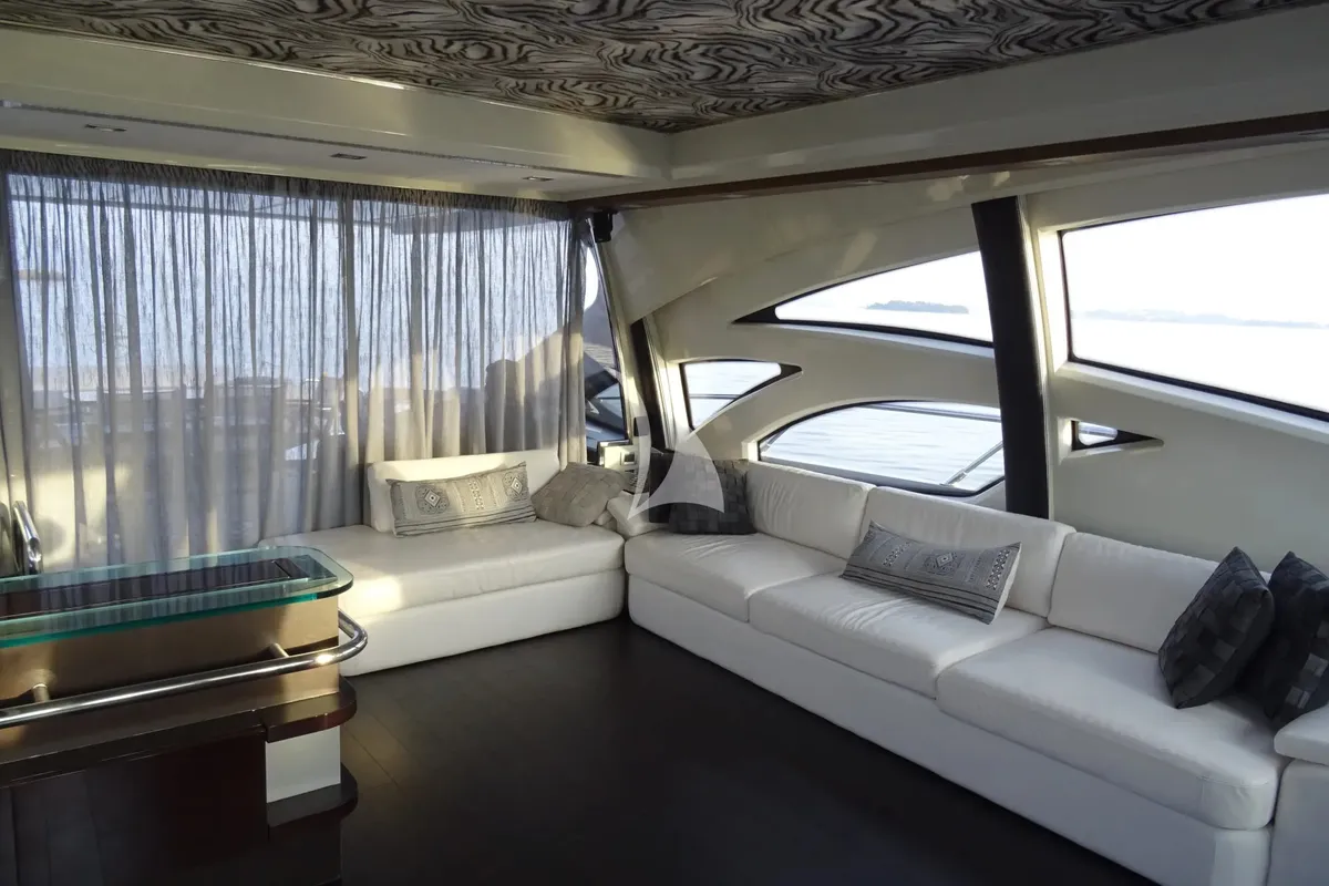 Salon of Super Toy, a Azimut 86 motor yacht at Kontokali, Greece