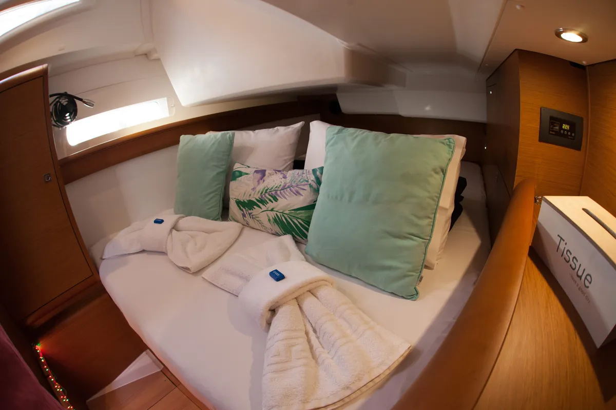 Cabin on Panagia, a Jeanneau Sun Odyssey 519 sailboat at Zakynthos Municipal Unit, Greece