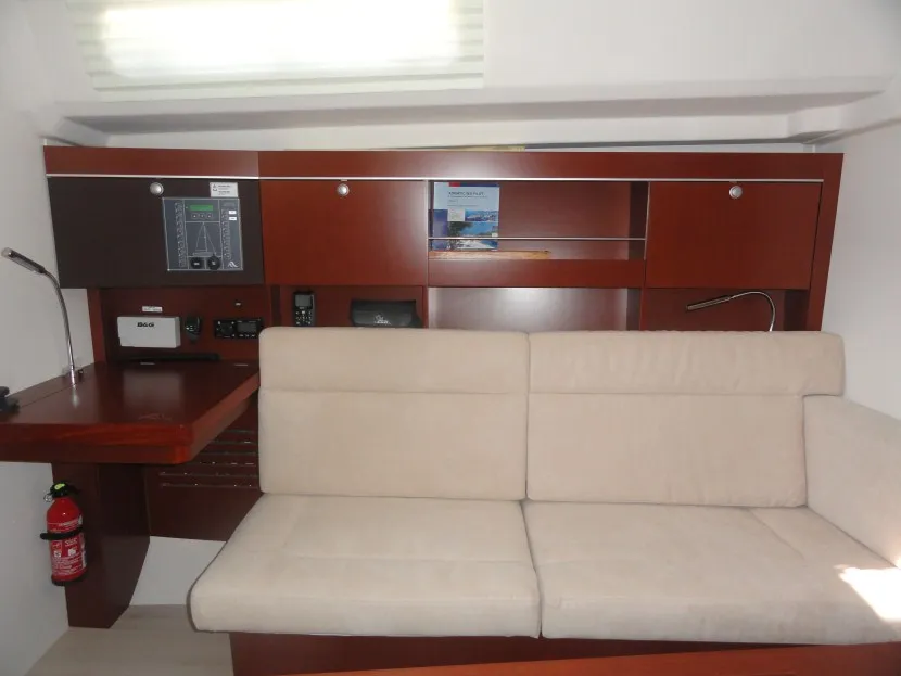 Salon of Riana, a Hanse 385 sailboat at Pula, Croatia