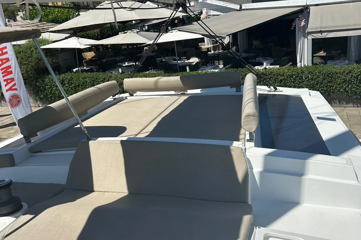 Deck of Dytick, a Bali 4.2 OW catamaran at Hyères, France