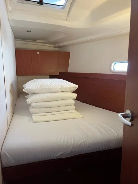 Cabin on Maja, a Hanse 455 sailboat at Grad Biograd na Moru, Croatia