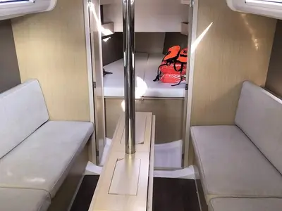 Cabin on Arya, a Beneteau Oceanis 30.1 sailboat at Izola, Slovenia