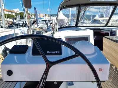 Le Vagabond 2, a Dufour 470 sailboat at Marseille, France