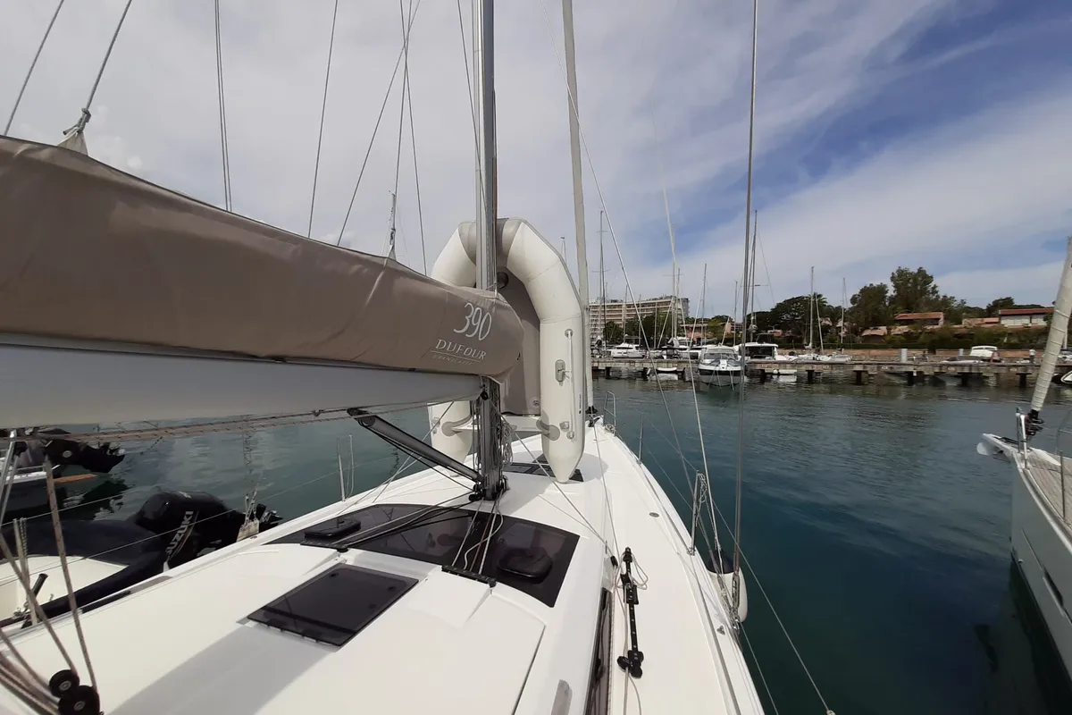 Deck of Inycum, a Dufour 390 GL sailboat at Tonnarella, Italy