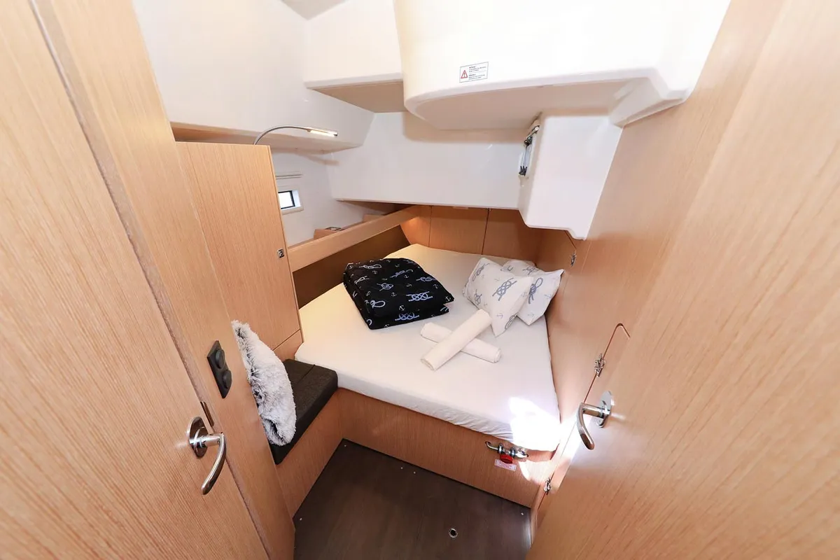 Cabin on Cara, a Bavaria Cruiser 46 sailboat at Grad Biograd na Moru, Croatia