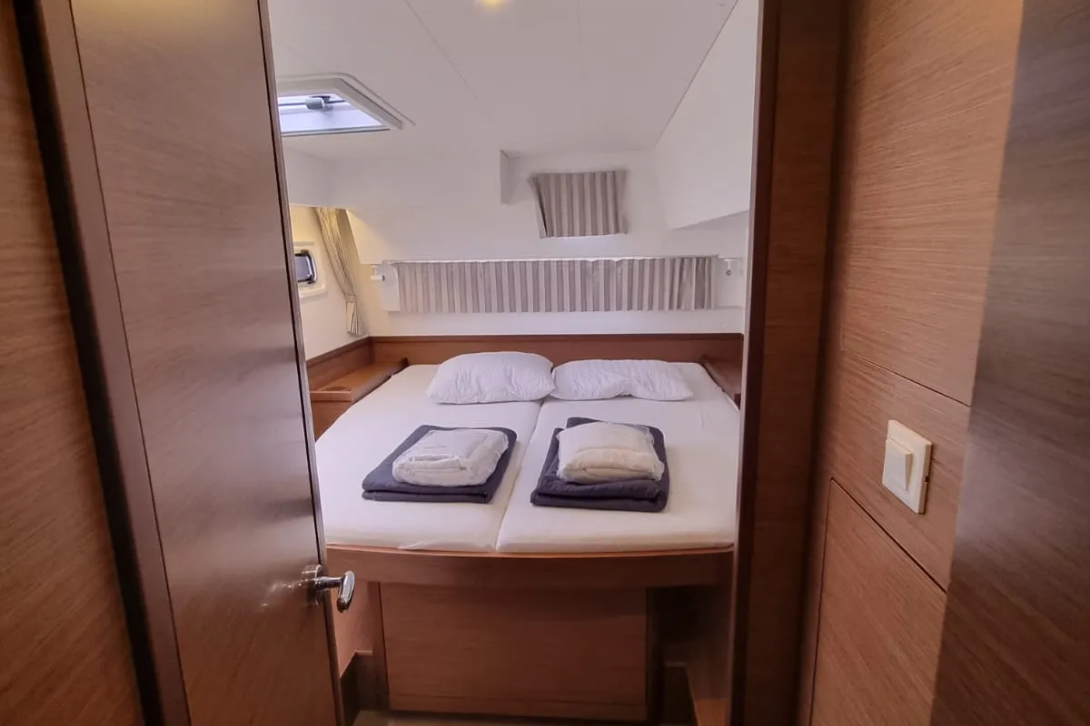 Head on Mojito, a Lagoon 42 catamaran at Preveza, Greece