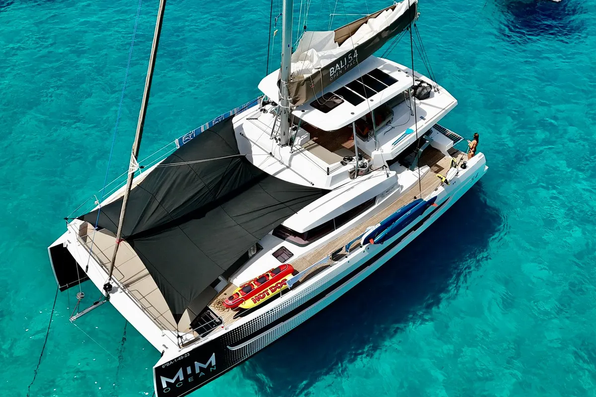 Exterior view of Mim Ocean 3, a Bali 5.4 catamaran at Port d'Andratx, Spain