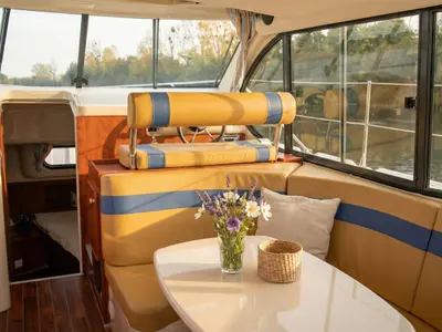 Cruiser Comfort XL 2/4 Pers., a Nicols Estivale Duo motorboat at Avignonet-Lauragais, France