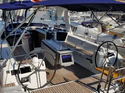Cockpit of Senza Pensieri III, a Beneteau Oceanis 45 sailboat at Tonnarella, Italy