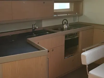 Galley of Senza Pensieri III, a Beneteau Oceanis 45 sailboat at Tonnarella, Italy