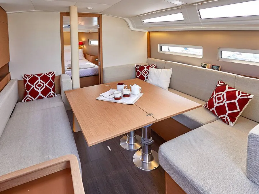 Salon of Sunsail 410 Premium, a Jeanneau Sun Odyssey 410 sailboat at Procida, Italy