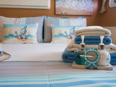 Cabin on Excellent, a Lagoon 400 catamaran at Sithonia, Greece