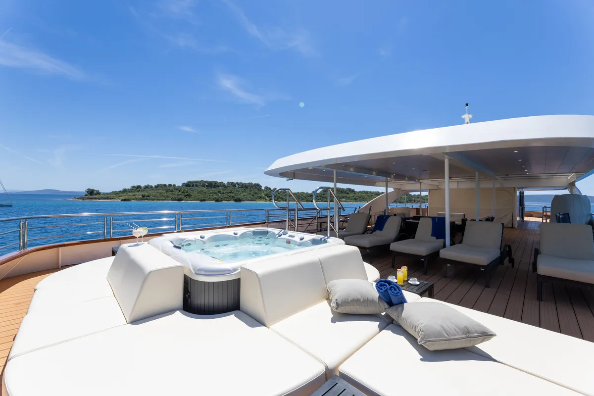 Queen Eleganza, a Gulet Motoryacht motor yacht at Split, Croatia