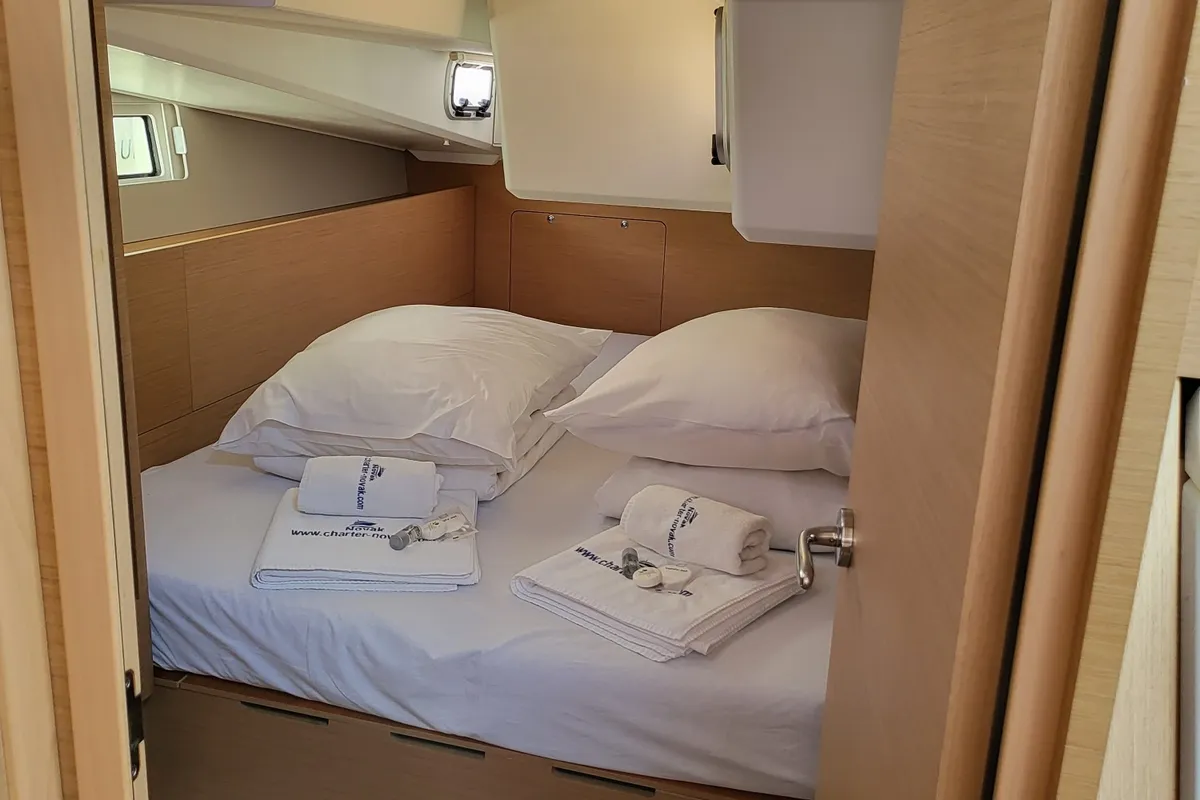Cabin on Dioniz, a Jeanneau Sun Odyssey 490 sailboat at Grad Biograd na Moru, Croatia