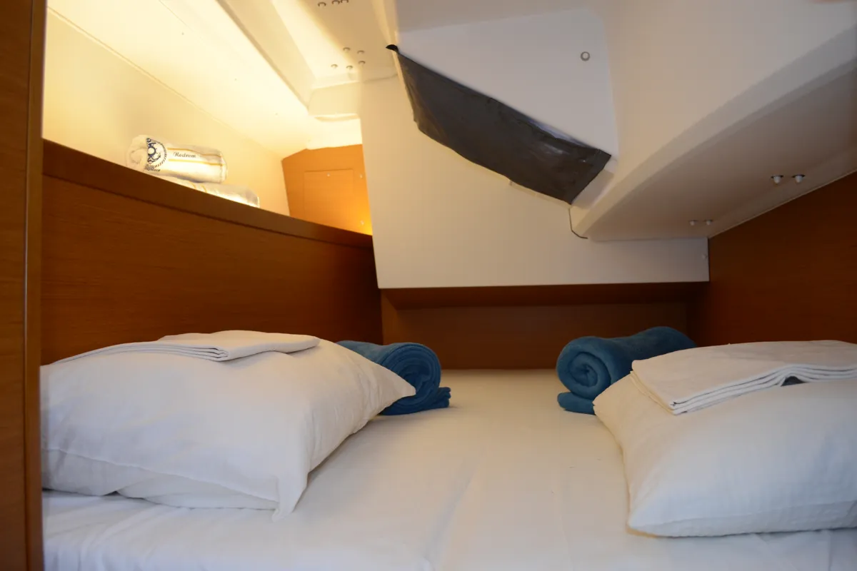 Cabin on Porto Tolero, a Jeanneau Sun Odyssey 349 sailboat at Grad Ploče, Croatia