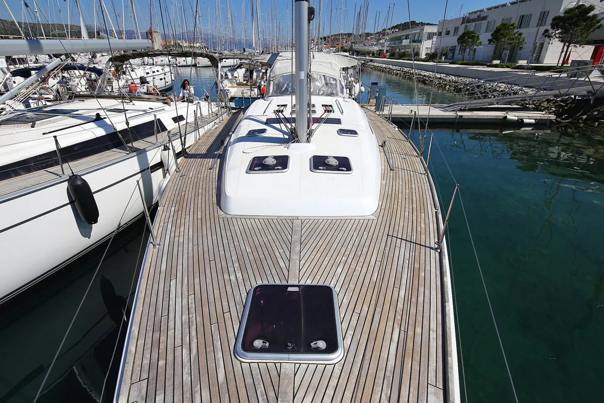Deck of Copa Brasil, a Beneteau Oceanis 50 Family sailboat at Grad Pula, Croatia